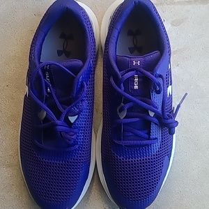 Men's UA Surge 3 running shoes